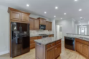 3765 Woodlawn Ct, Buford, GA 30519 - Photo 13