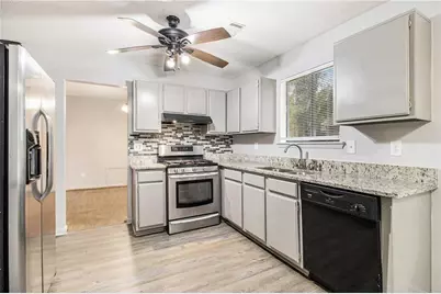 5472 Forest East Lane, Stone Mountain, GA 30088 - Photo 11