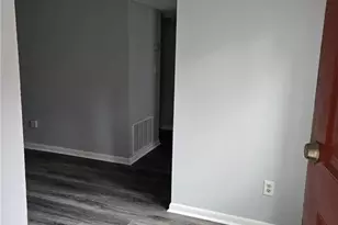 8740 Roswell Rd, Atlanta, GA 30350 - Photo 3