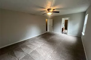 1785 Campbell Ives Dr, Lawrenceville, GA 30045 - Photo 13