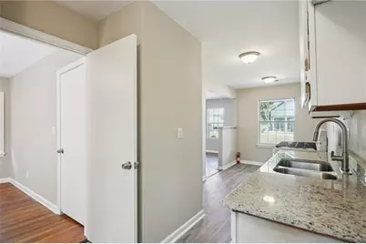 1468 Mercer Avenue, Atlanta, GA 30337 - Photo 5