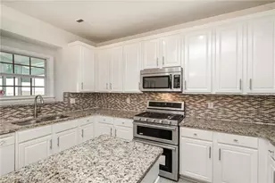 180 Parkstone Way, Marietta, GA 30066 - Photo 13