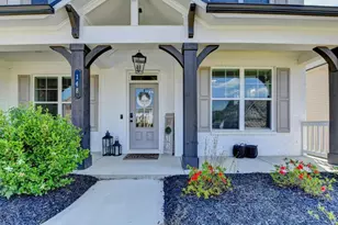 148 Logan Pass Dr, Loganville, GA 30052 - Photo 3