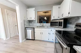 4089 Stillwater Dr, Duluth, GA 30096 - Photo 5