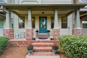 405 Royal Cres Ln E, Canton, GA 30115 - Photo 1