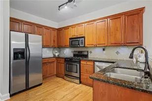 405 Royal Cres Ln E, Canton, GA 30115 - Photo 9