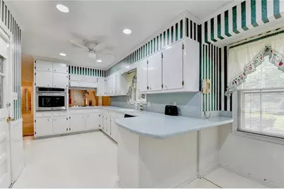 136 Lancelot Way, Lawrenceville, GA 30046 - Photo 21