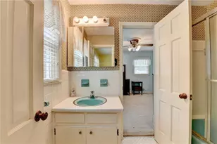 136 Lancelot Way, Lawrenceville, GA 30046 - Photo 37