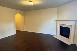 3405 Castleberry Village Cir, Cumming, GA 30040 - Photo 3