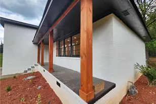 2310 Titan Ridge Dr, Decatur, GA 30035 - Photo 3