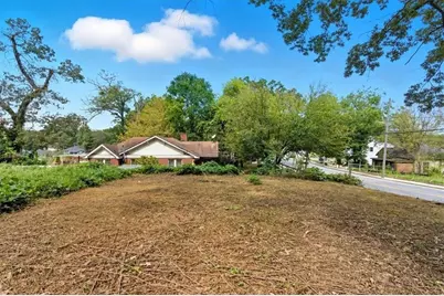 888 Hollywood Road NW, Atlanta, GA 30318 - Photo 5