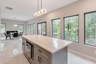 3722 S Marlborough Dr, Tucker, GA 30084 - Photo 13