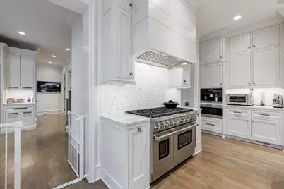 209 Dovecrest Drive, Atlanta, GA 30305 - Photo 17