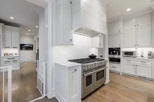 209 Dovecrest Dr, Atlanta, GA 30305 - Photo 17