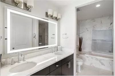 3630 Peachtree Road NE #2009, Atlanta, GA 30326 - Photo 11