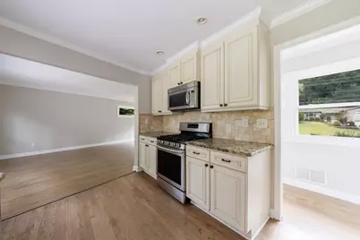 3838 Longview Drive, Chamblee, GA 30341 - Photo 21