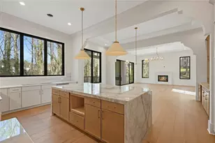 393 Karen Dr, Alpharetta, GA 30009 - Photo 17