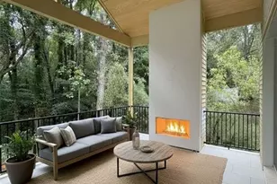 393 Karen Dr, Alpharetta, GA 30009 - Photo 11