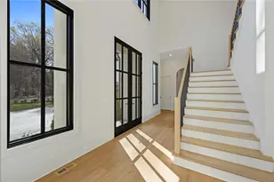 393 Karen Dr, Alpharetta, GA 30009 - Photo 5