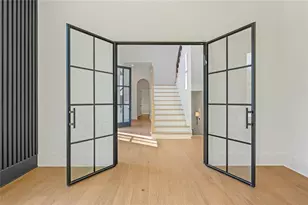 393 Karen Dr, Alpharetta, GA 30009 - Photo 9