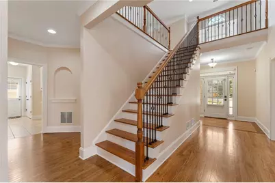 1054 Morgan Garner Drive SW, Lilburn, GA 30047 - Photo 11