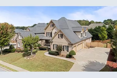 1054 Morgan Garner Drive SW, Lilburn, GA 30047 - Photo 3