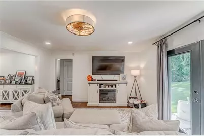 212 Sherwood Drive, Calhoun, GA 30701 - Photo 9