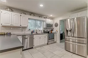 212 Sherwood Dr, Calhoun, GA 30701 - Photo 15