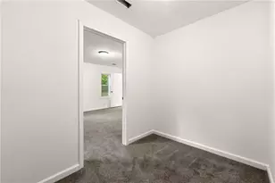 831 Mercury Dr NW, Atlanta, GA 30331 - Photo 17