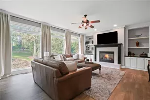 393 Taylor Glen Dr, Alpharetta, GA 30004 - Photo 3