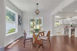 656 S Elizabeth Pl NW, Atlanta, GA 30318 - Photo 3