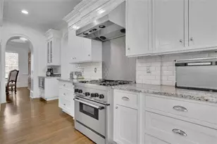 4084 Peachtree Dunwoody Road NE, Atlanta, GA 30342 - Photo 7