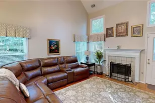 7307 Carriage Creek Rd, Woodstock, GA 30189 - Photo 5