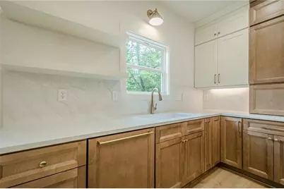 912 Oak Drive, Woodstock, GA 30189 - Photo 13