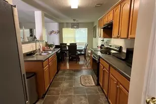 6231 Hickory Ln Cir, Union City, GA 30291 - Photo 3