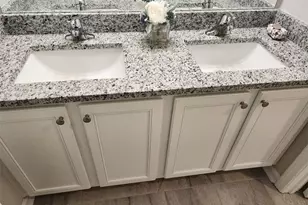 1054 Georgian Point Dr, Lawrenceville, GA 30045 - Photo 9