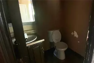 51 Pine Ave, Commerce, GA 30529 - Photo 9