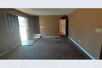 51 Pine Avenue, Commerce, GA 30529 - Photo 5