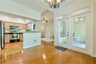 3777 Peachtree Road NE, Brookhaven, GA 30319 - Photo 9