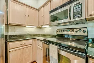 3777 Peachtree Road NE, Brookhaven, GA 30319 - Photo 11