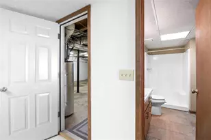 2678 N Bogan Rd, Buford, GA 30519 - Photo 23