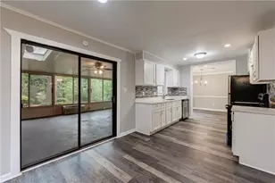 6300 Ponderosa Ct, Atlanta, GA 30349 - Photo 25