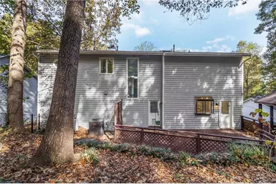 8515 Lake Drive, Snellville, GA 30039 - Photo 17