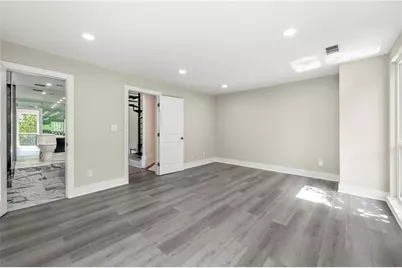 1009 Riverbend Club Drive SE, Atlanta, GA 30339 - Photo 23