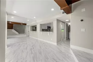 1009 Riverbend Club Dr SE, Atlanta, GA 30339 - Photo 9