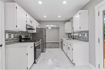 1111 Pin Oak Drive, Tucker, GA 30084 - Photo 9