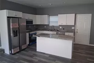 3374 Creekwood Dr, Rex, GA 30273 - Photo 7