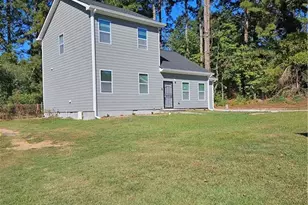 3374 Creekwood Dr, Rex, GA 30273 - Photo 3