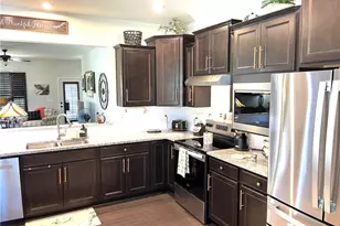 5709 Grapewood St, Hoschton, GA 30548 - Photo 3