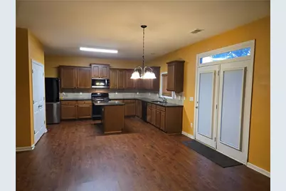 4613 Irish Red Court, Union City, GA 30291 - Photo 3